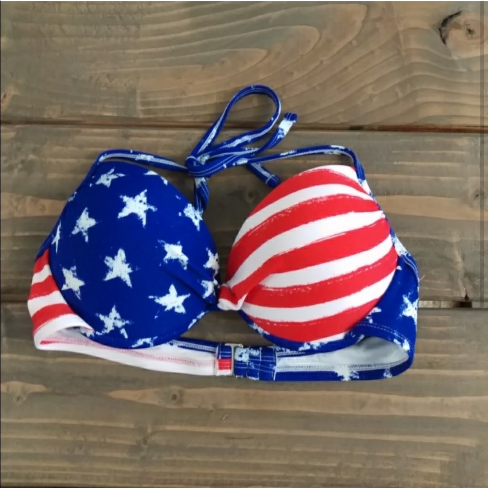 Xhilaration flag print push up bikini top 👙